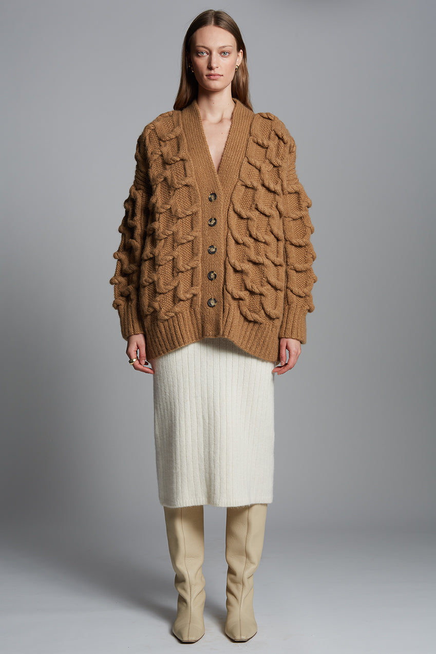 ISABEL CARDI - CAMEL