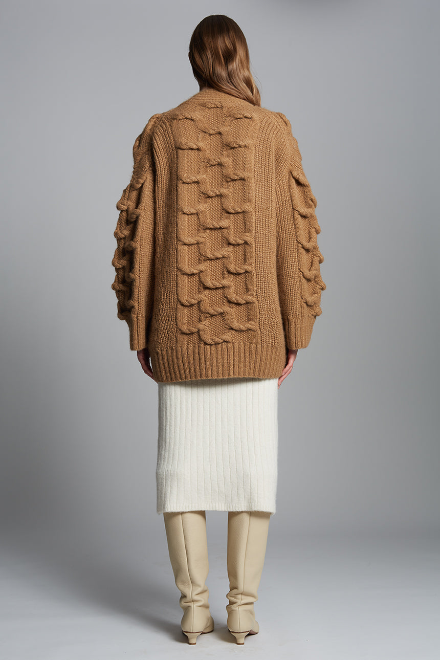 ISABEL CARDI - CAMEL