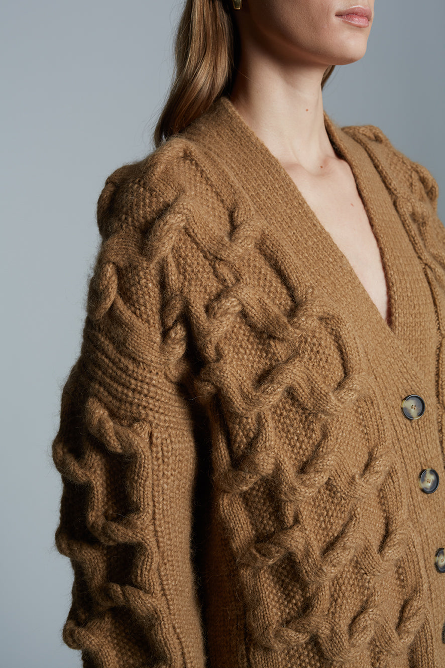 ISABEL CARDI - CAMEL