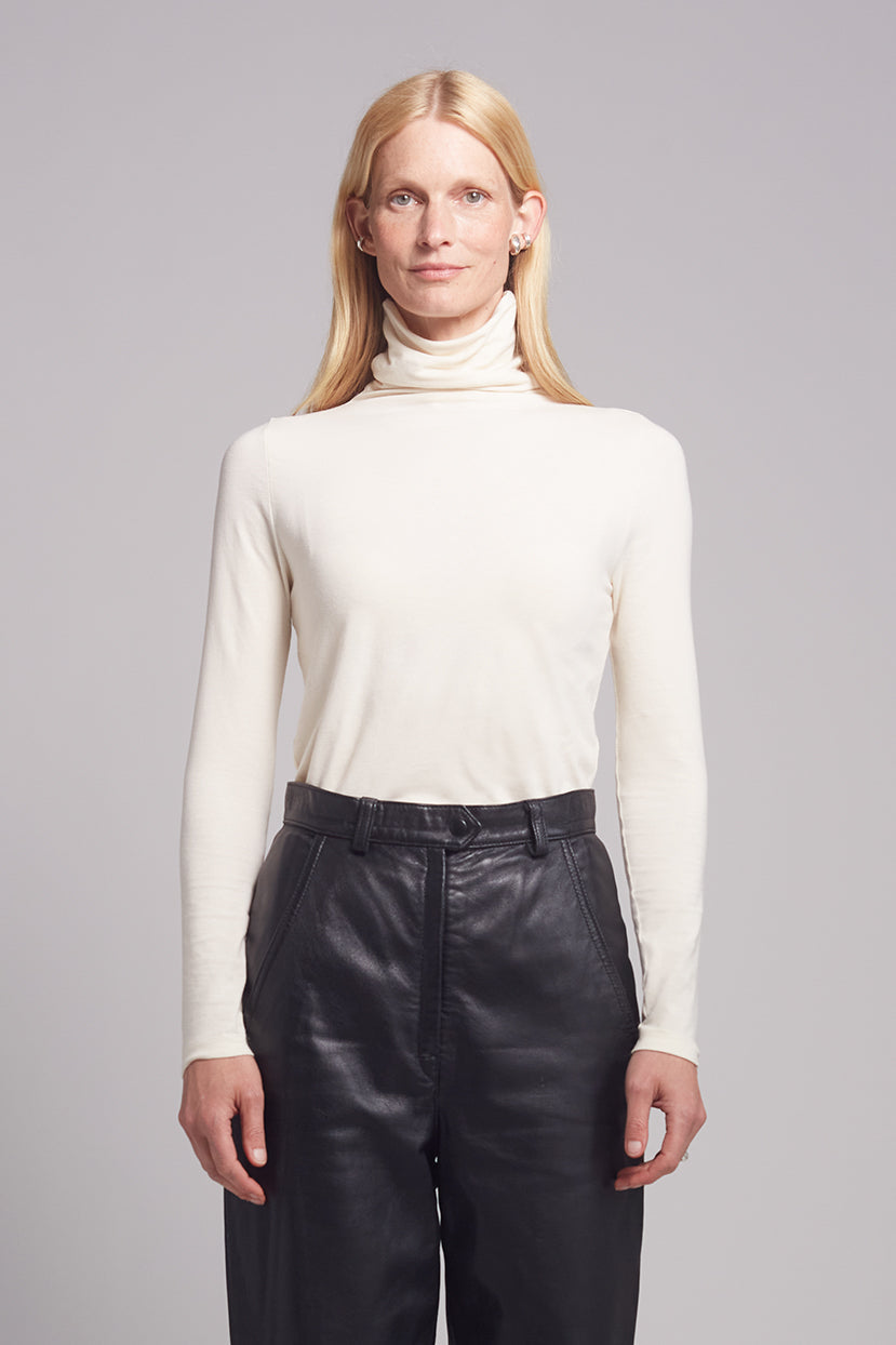 ANA T-NECK KNIT | IVORY