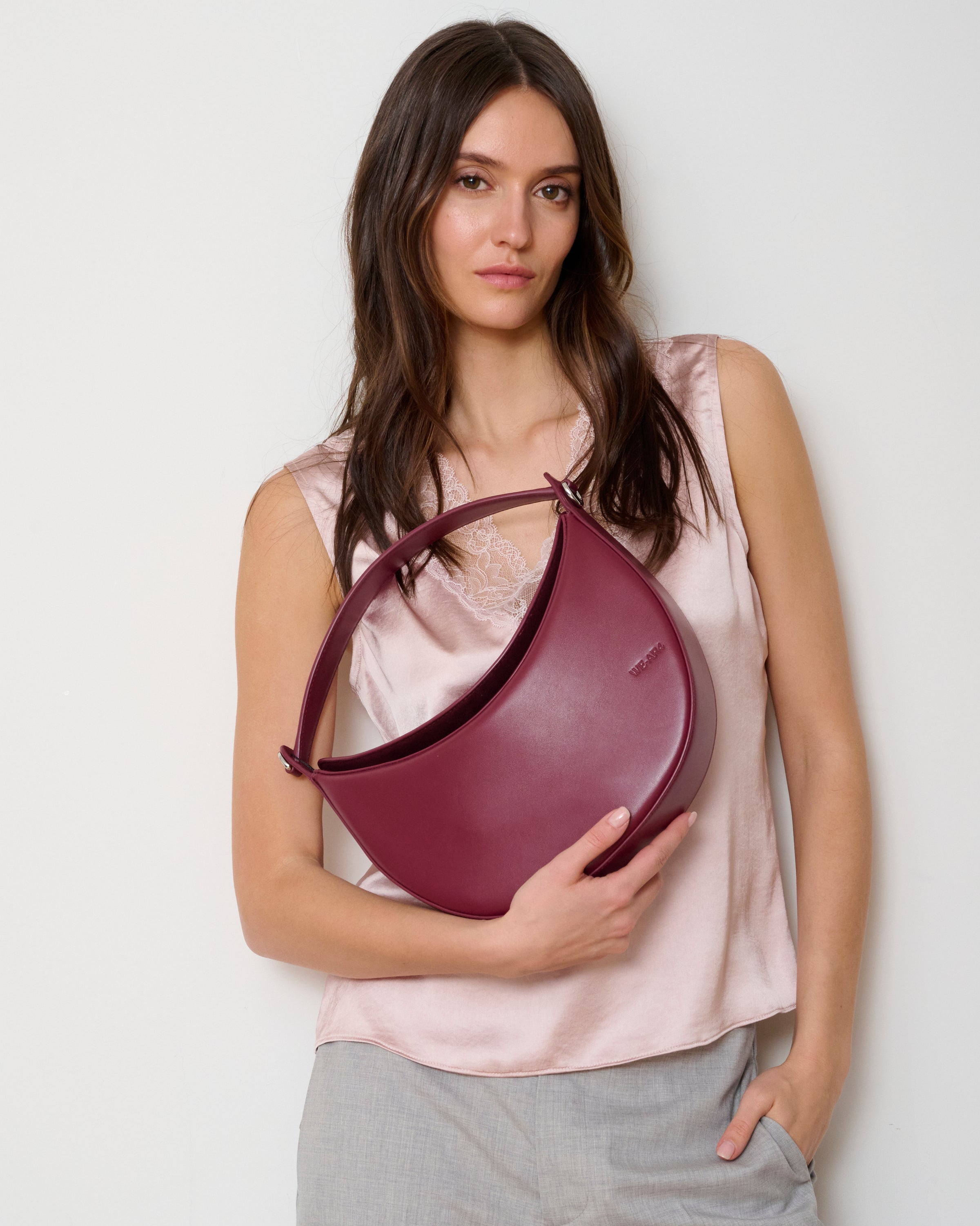 Eclipse Shoulder - Dark Berry