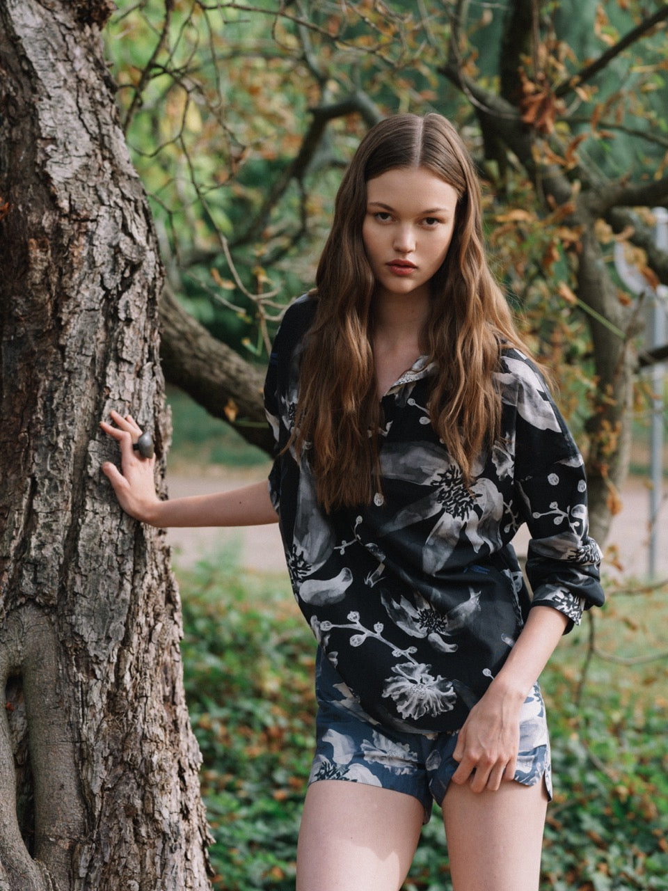 ESTHER SHIRT - BLACK / WHITE