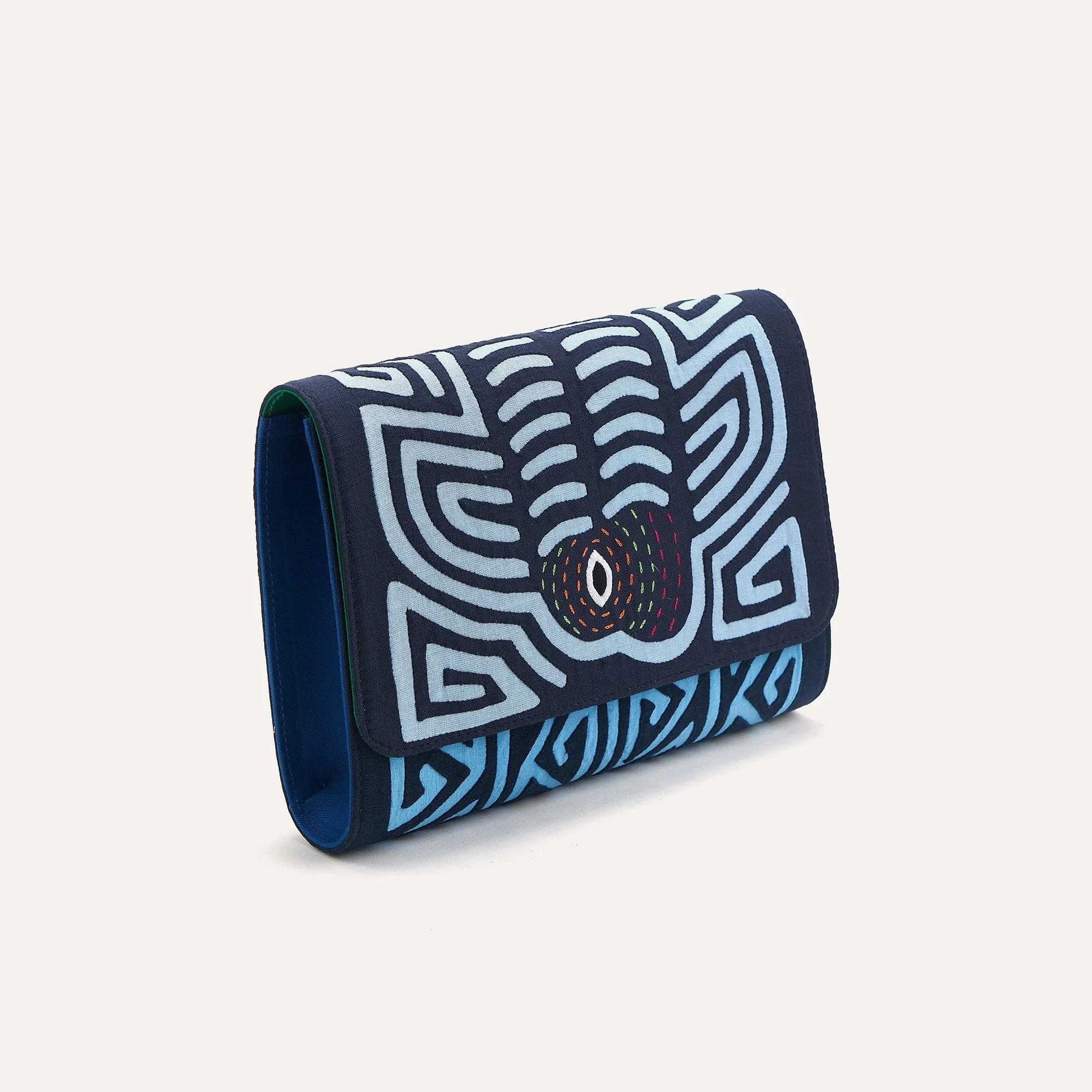 Pescado Clutch