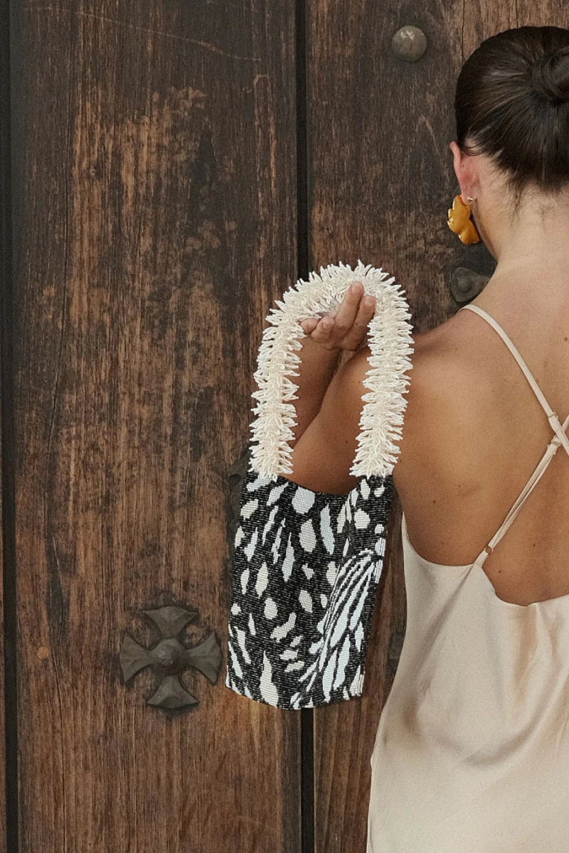 CLASH OF PRINTS BAG - BUTTERFLY BLACK, CREAM & WHITE