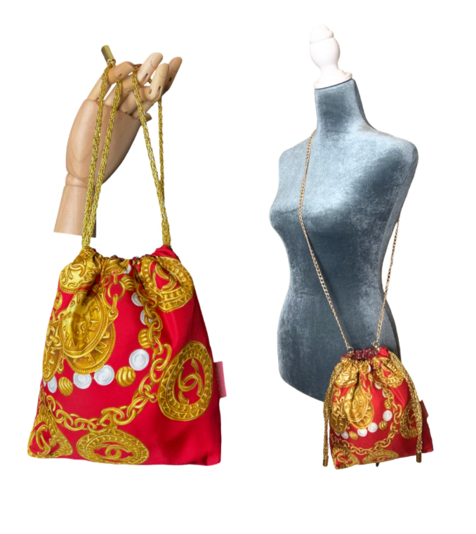 VINTAGE CHANNEL LOGO COINS ROUGE SILK SCARF DRAWSTRING CROSSBODY BAG