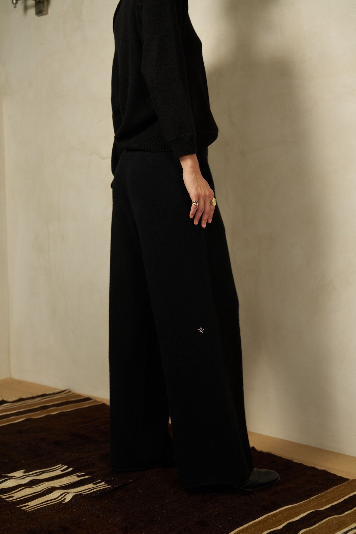 THE WIDE LEG - Black