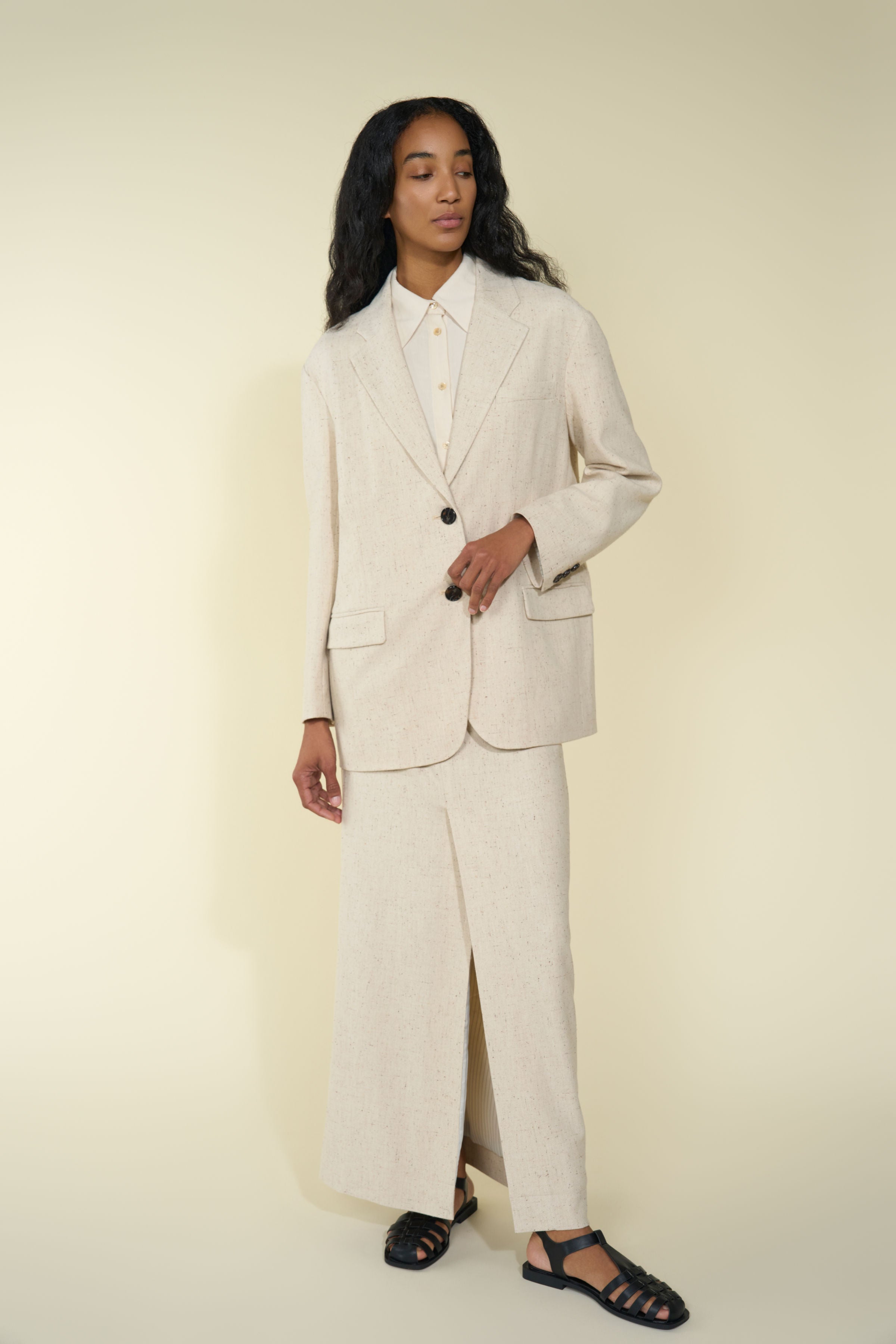 BISNAGE OVERSIZED JACKET - CREAM