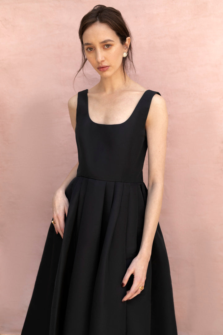 Pitahaya Dress Black