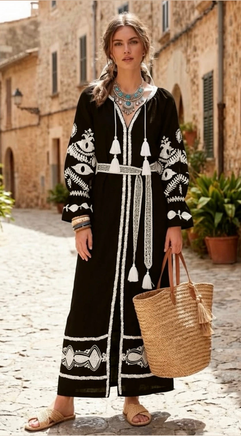 Linen embroidered slim tunic dress with sash- black and white