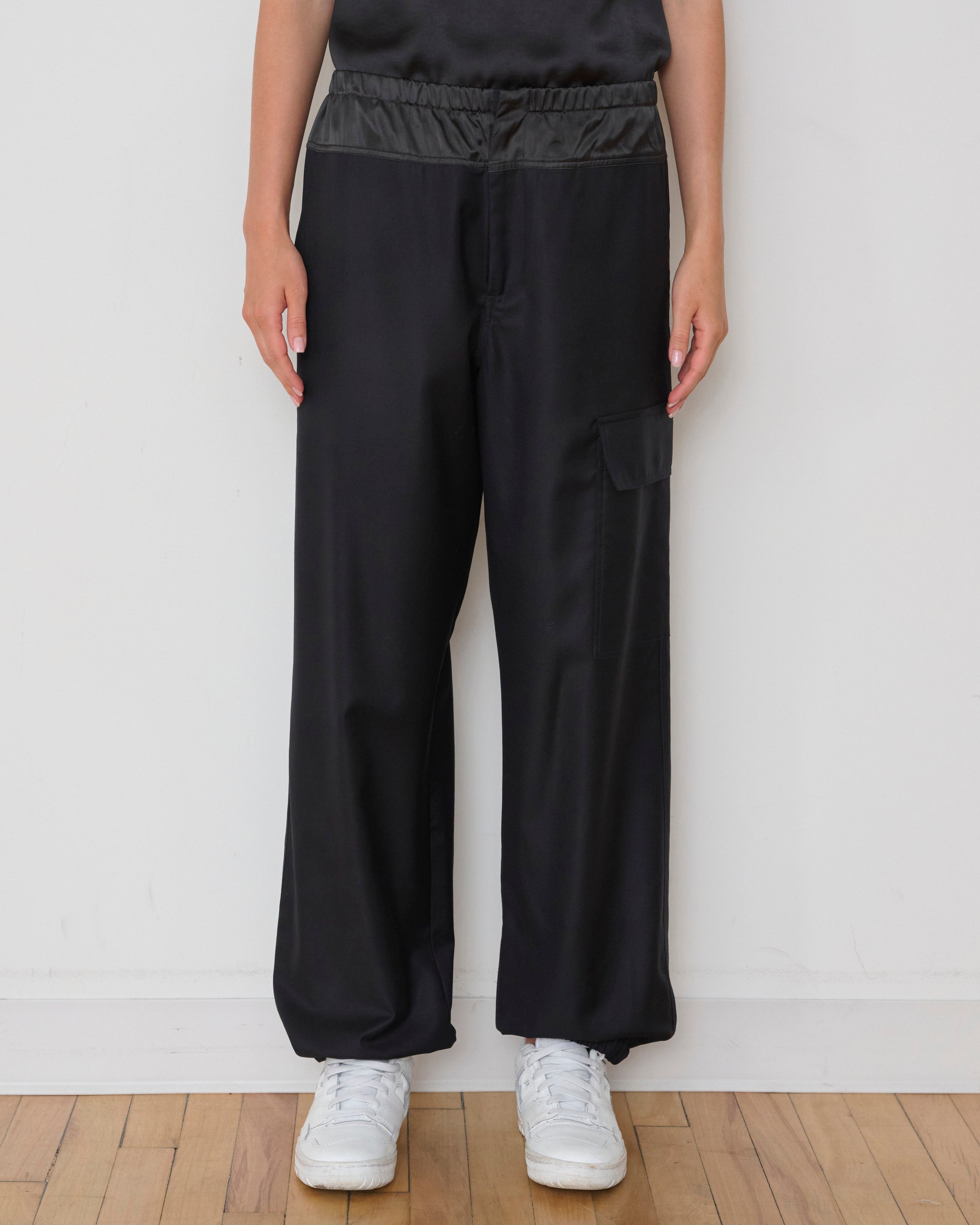 Bootleg Cargo - Black