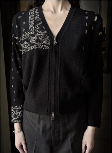 CASHMERE BANDANA PRINT SWEATER