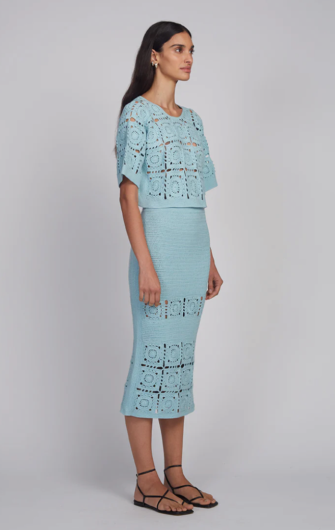 ARDEN CROCHET TOP I SKY BLUE
