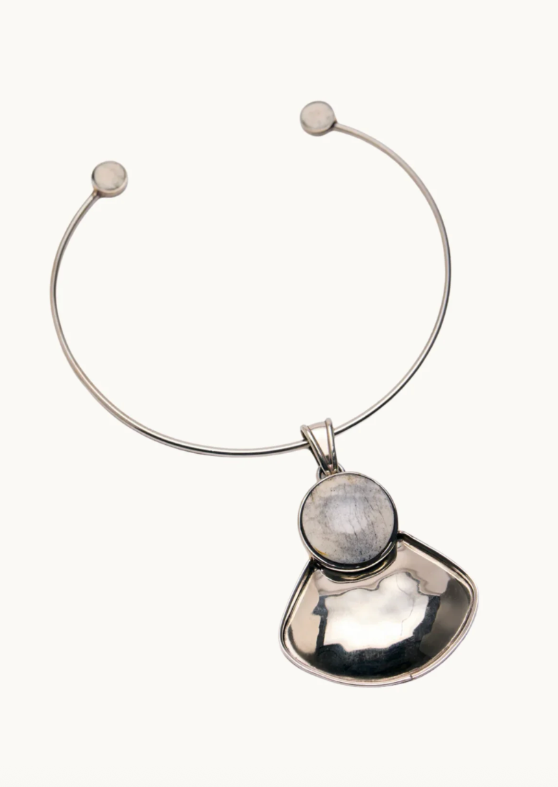 SICAN ALPACA METAL NECKLACE