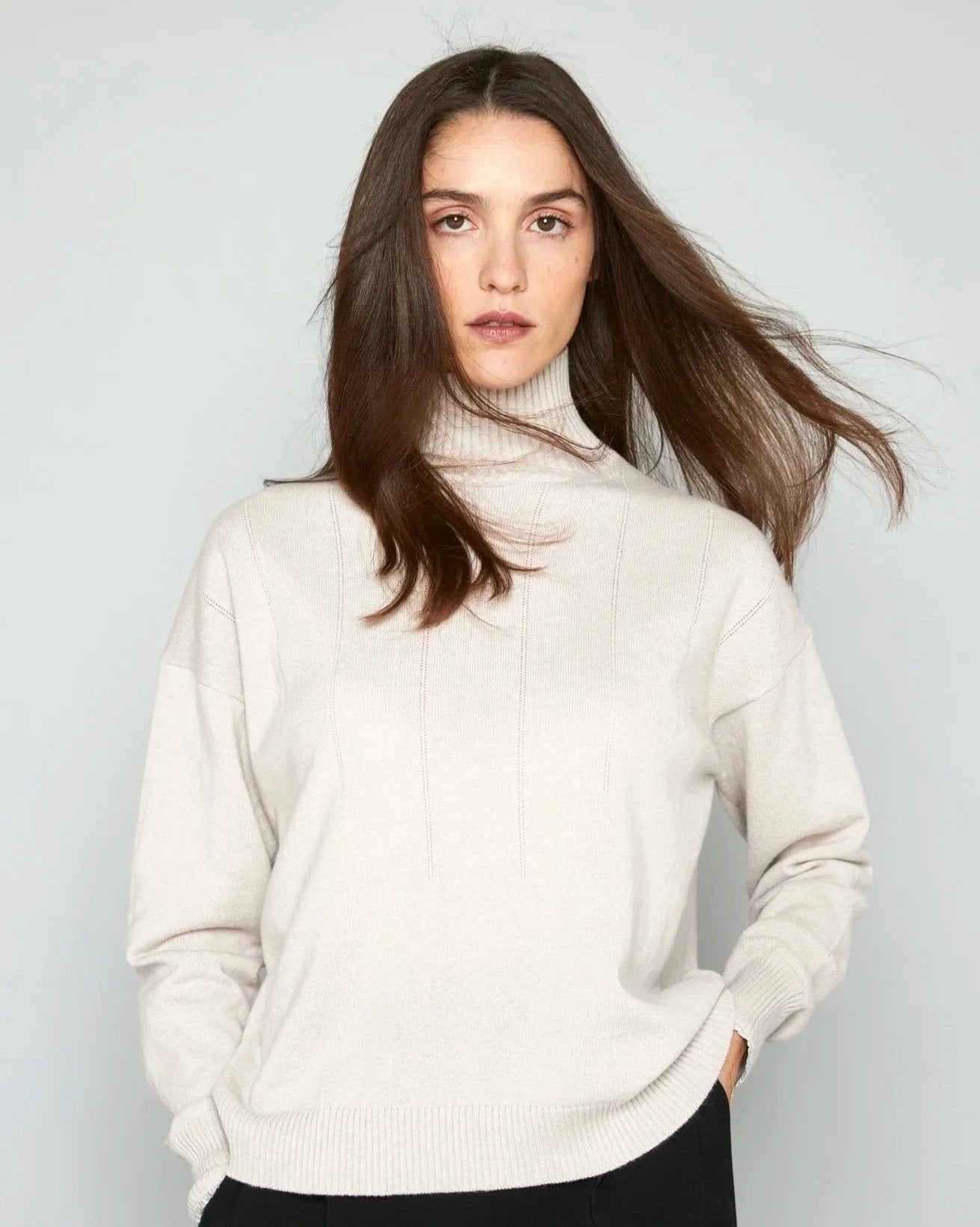 VIENNA SWEATER IN BEIGE