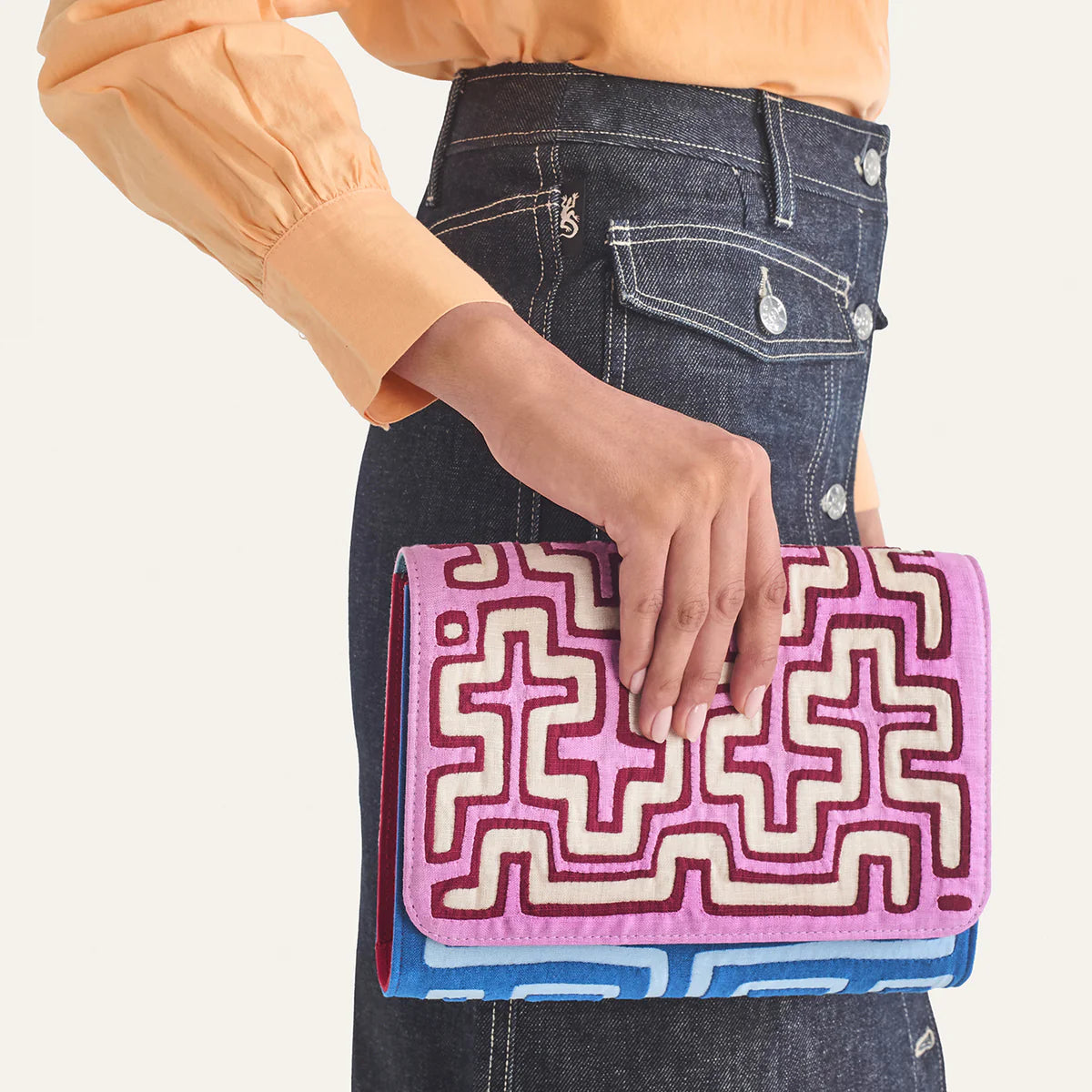 Nacrus Puri Clutch