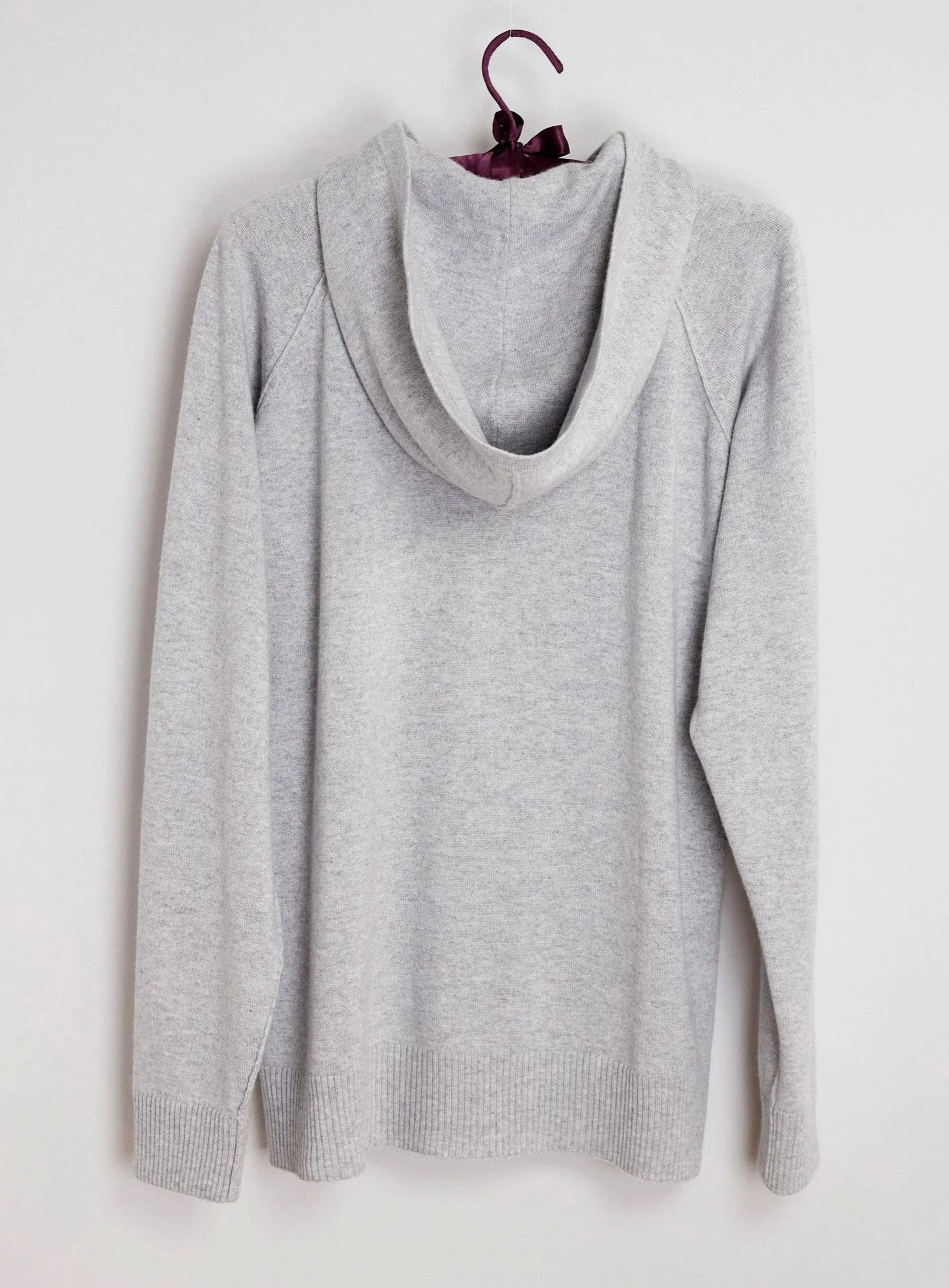 BROOKLYN GREY SWEATER