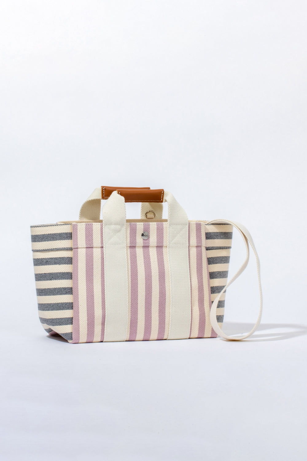 Oly Palais Royal ClassicTote in White Cotton